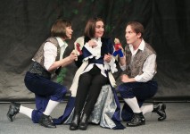 у виставі Музика кохання. Бенефіс  Лариси Кадочнікової 