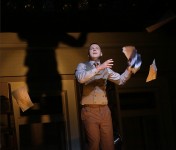 у виставі Безіменна зірка 