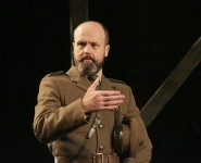 у виставі Переклади 