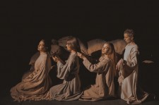 у виставі Україна в огні 