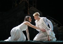 у виставі Джульєтта і Ромео 